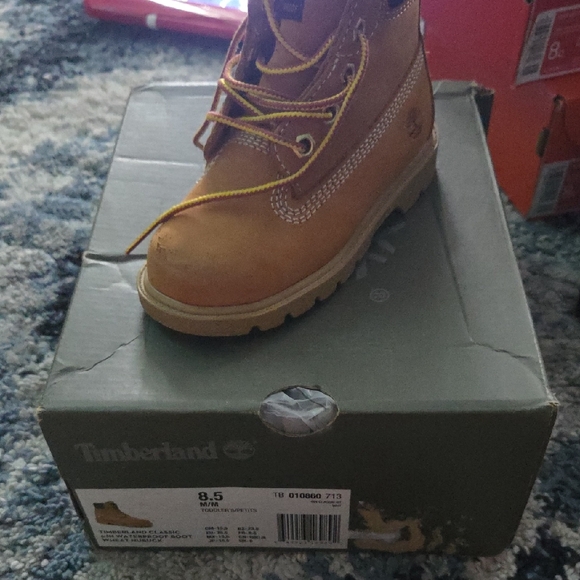 Timberland Tan Boots Sturdy Nubuck Leather - Picture 1 of 5